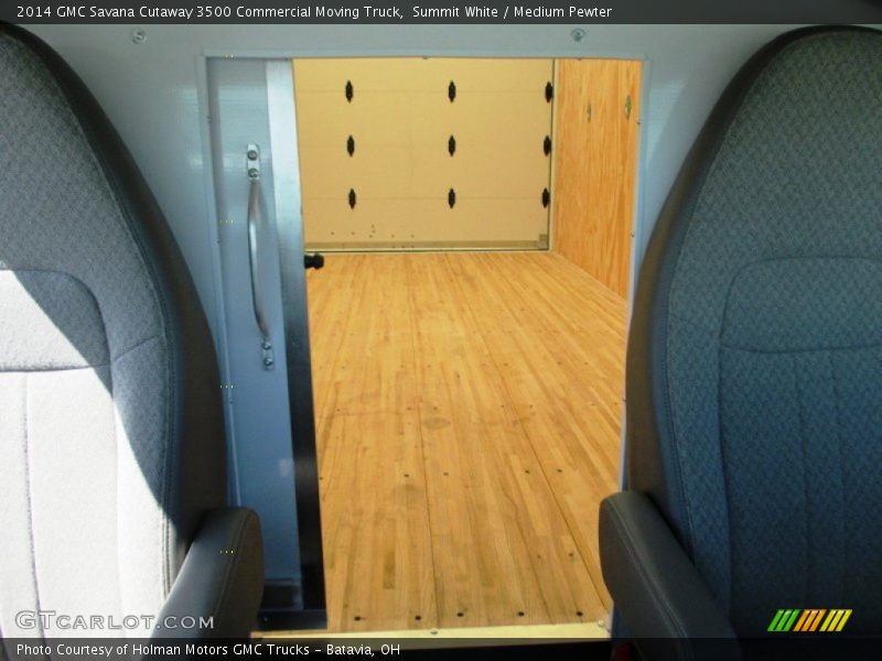 Summit White / Medium Pewter 2014 GMC Savana Cutaway 3500 Commercial Moving Truck