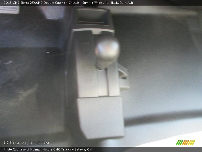 Summit White / Jet Black/Dark Ash 2015 GMC Sierra 2500HD Double Cab 4x4 Chassis