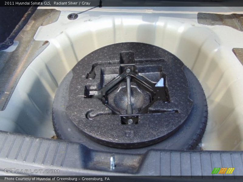 Radiant Silver / Gray 2011 Hyundai Sonata GLS