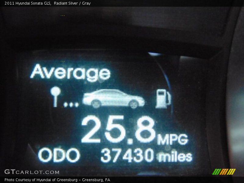 Radiant Silver / Gray 2011 Hyundai Sonata GLS