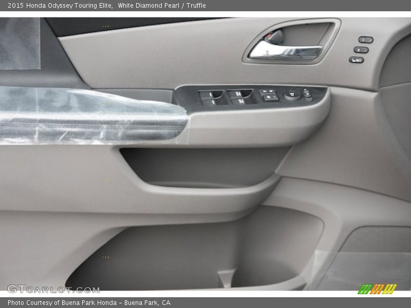 White Diamond Pearl / Truffle 2015 Honda Odyssey Touring Elite
