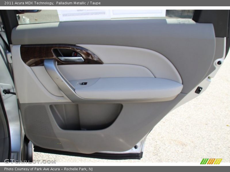 Palladium Metallic / Taupe 2011 Acura MDX Technology