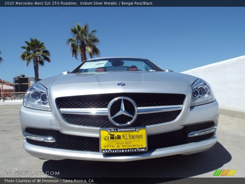 Iridium Silver Metallic / Bengal Red/Black 2015 Mercedes-Benz SLK 250 Roadster