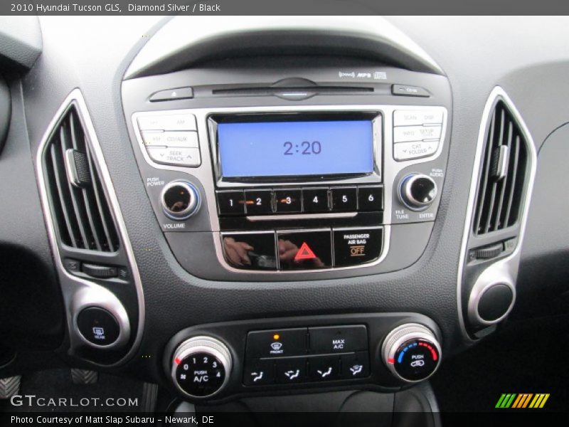 Diamond Silver / Black 2010 Hyundai Tucson GLS