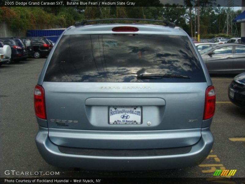 Butane Blue Pearl / Medium Slate Gray 2005 Dodge Grand Caravan SXT