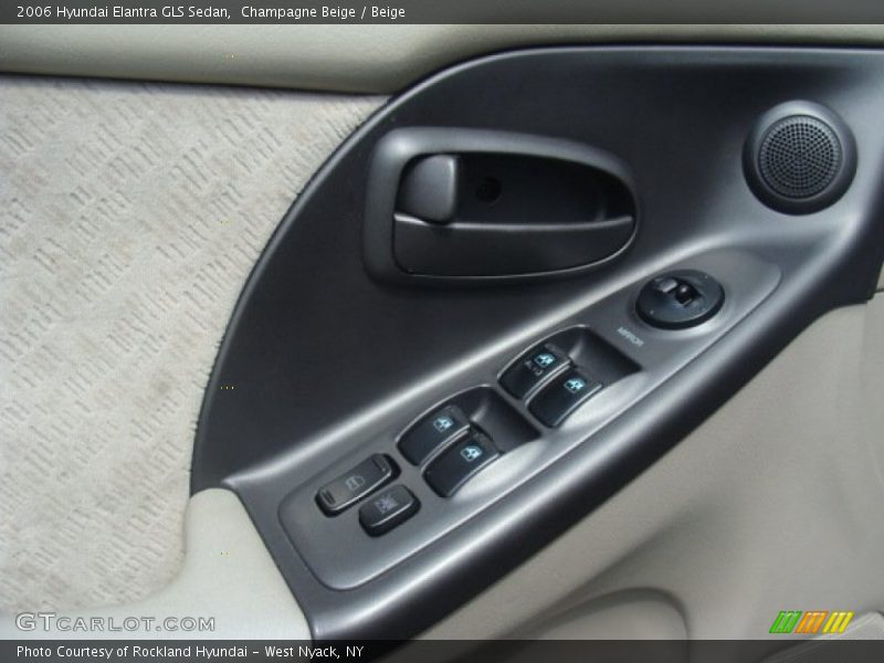 Champagne Beige / Beige 2006 Hyundai Elantra GLS Sedan
