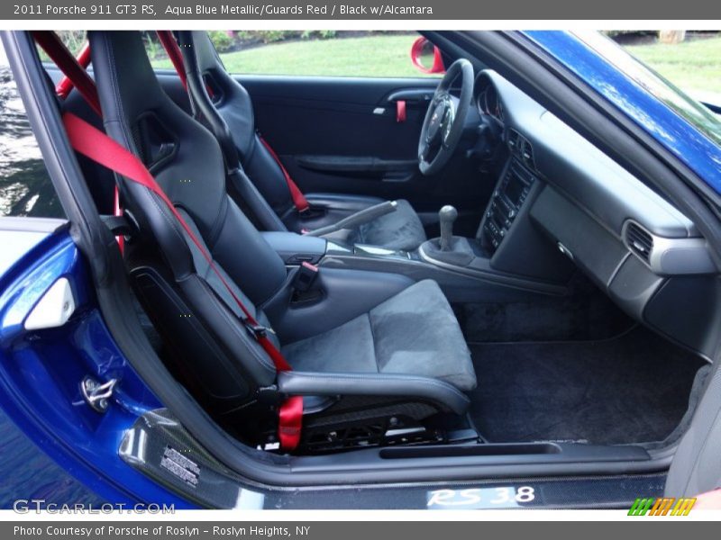 Front Seat of 2011 911 GT3 RS