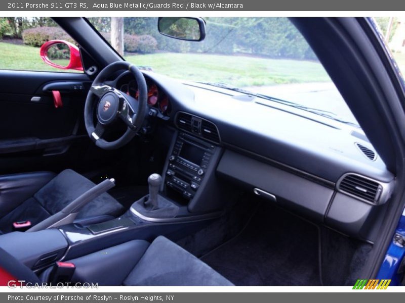 Dashboard of 2011 911 GT3 RS