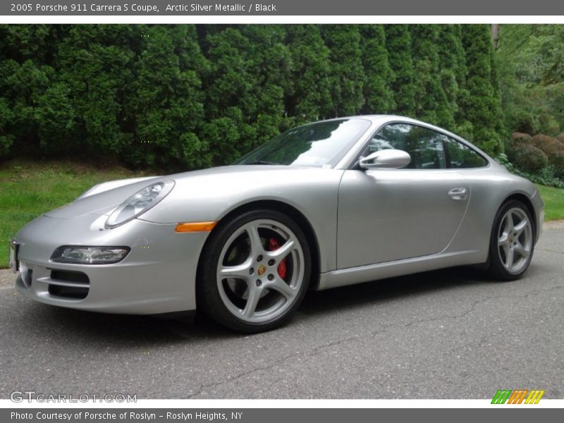Front 3/4 View of 2005 911 Carrera S Coupe