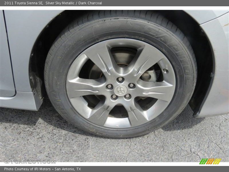 Silver Sky Metallic / Dark Charcoal 2011 Toyota Sienna SE