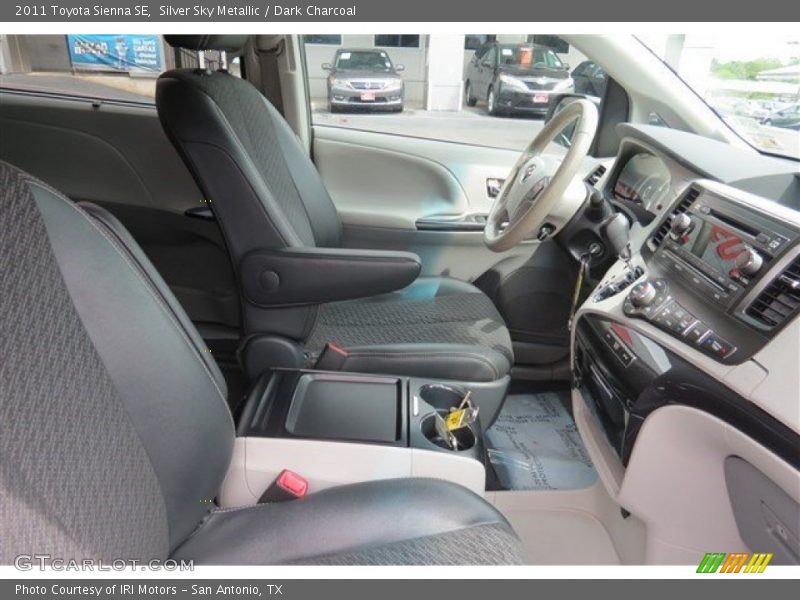 Silver Sky Metallic / Dark Charcoal 2011 Toyota Sienna SE