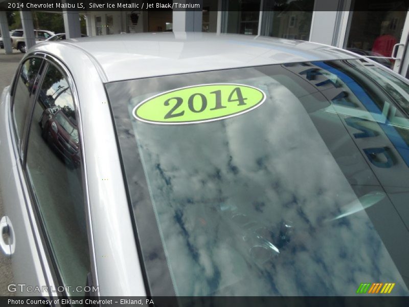 Silver Ice Metallic / Jet Black/Titanium 2014 Chevrolet Malibu LS