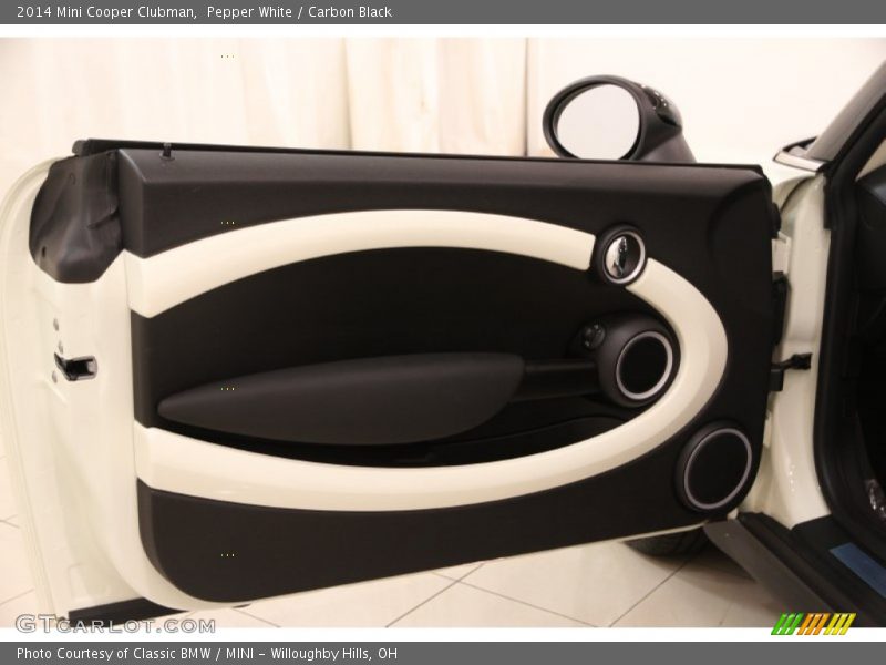 Pepper White / Carbon Black 2014 Mini Cooper Clubman