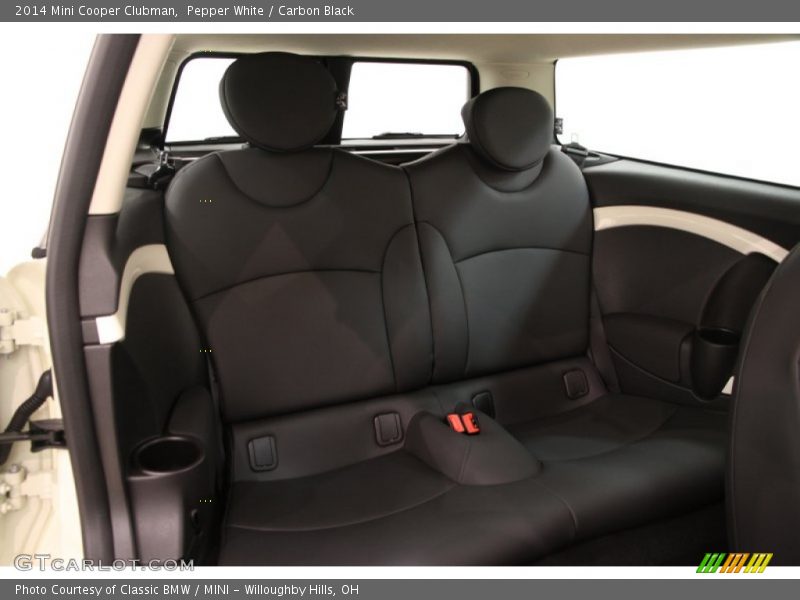 Pepper White / Carbon Black 2014 Mini Cooper Clubman