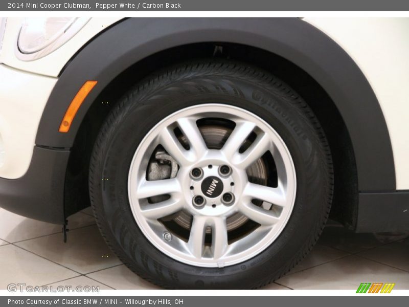 Pepper White / Carbon Black 2014 Mini Cooper Clubman