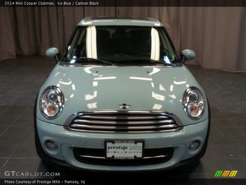 Ice Blue / Carbon Black 2014 Mini Cooper Clubman
