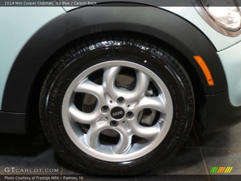 Ice Blue / Carbon Black 2014 Mini Cooper Clubman