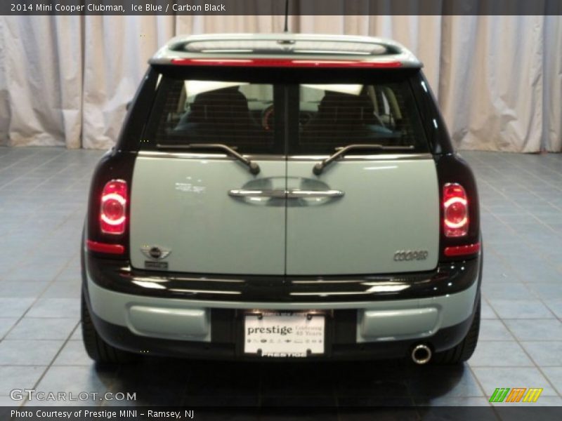 Ice Blue / Carbon Black 2014 Mini Cooper Clubman