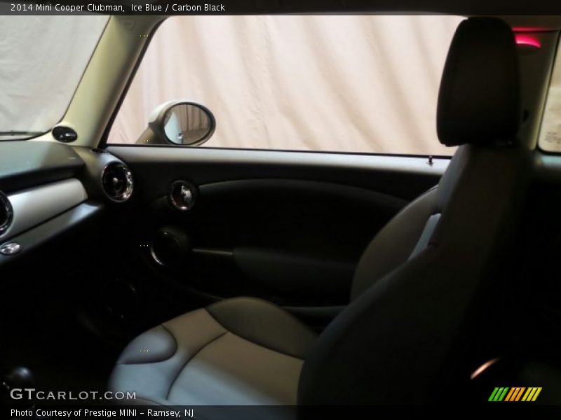 Ice Blue / Carbon Black 2014 Mini Cooper Clubman