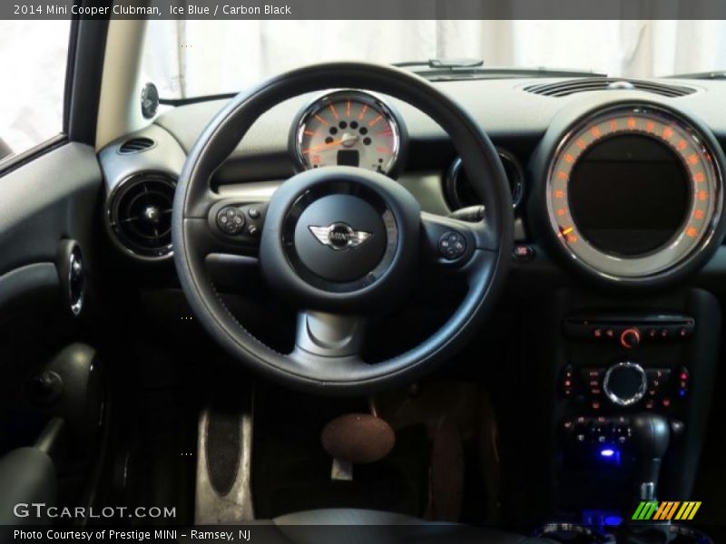 Ice Blue / Carbon Black 2014 Mini Cooper Clubman