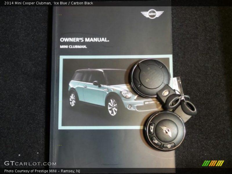 Ice Blue / Carbon Black 2014 Mini Cooper Clubman