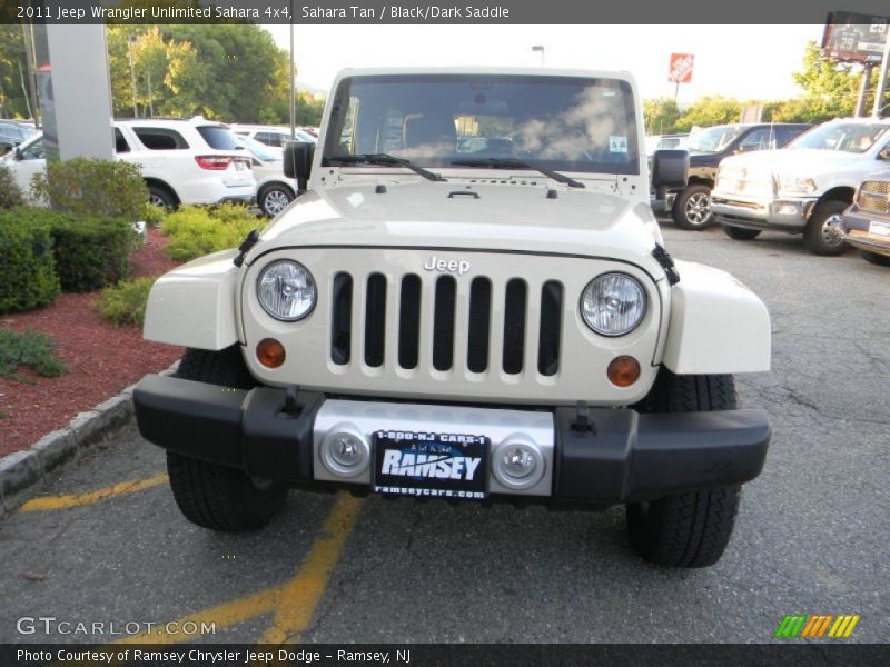Sahara Tan / Black/Dark Saddle 2011 Jeep Wrangler Unlimited Sahara 4x4