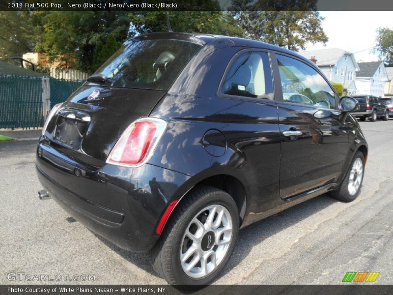 Nero (Black) / Nero/Nero (Black/Black) 2013 Fiat 500 Pop