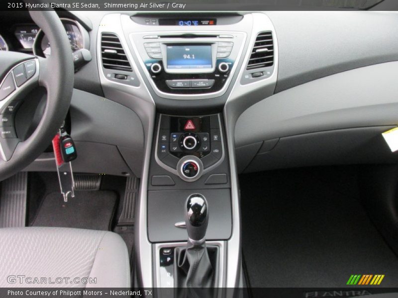 Shimmering Air Silver / Gray 2015 Hyundai Elantra SE Sedan