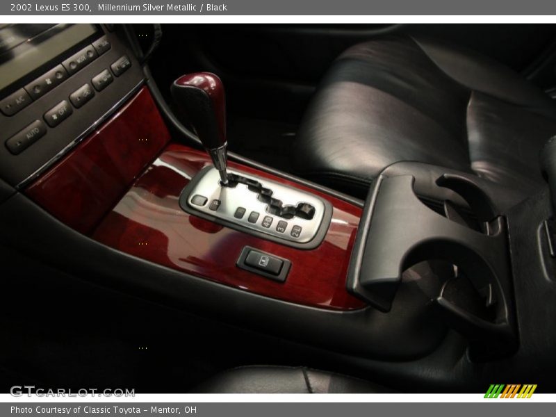 Millennium Silver Metallic / Black 2002 Lexus ES 300
