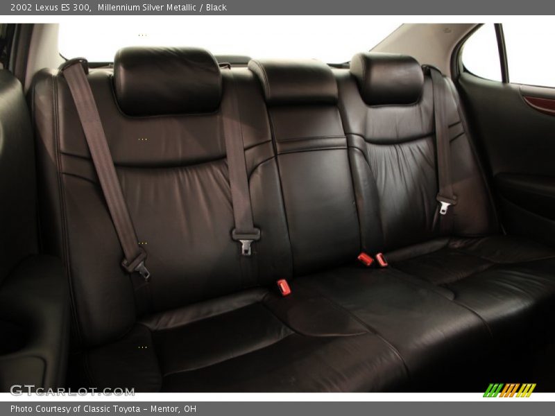 Millennium Silver Metallic / Black 2002 Lexus ES 300