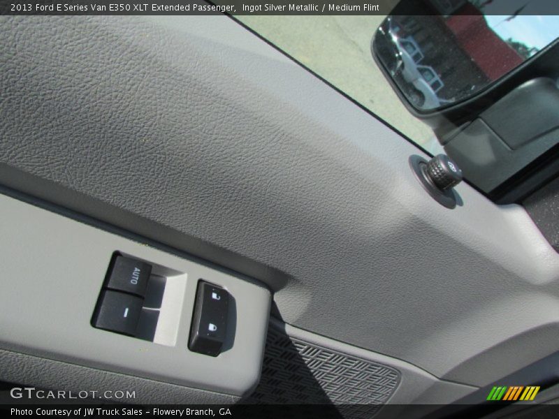 Ingot Silver Metallic / Medium Flint 2013 Ford E Series Van E350 XLT Extended Passenger