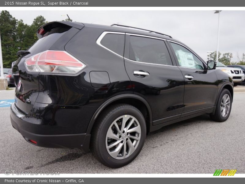 Super Black / Charcoal 2015 Nissan Rogue SL