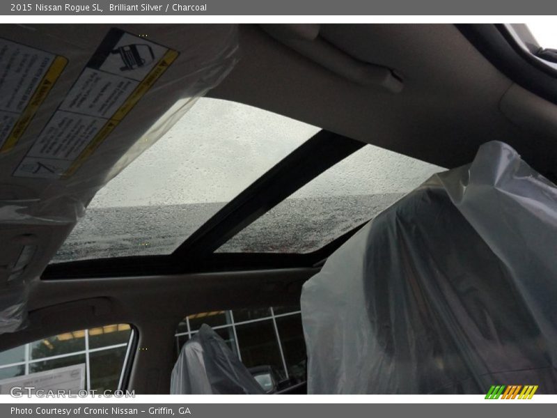 Brilliant Silver / Charcoal 2015 Nissan Rogue SL