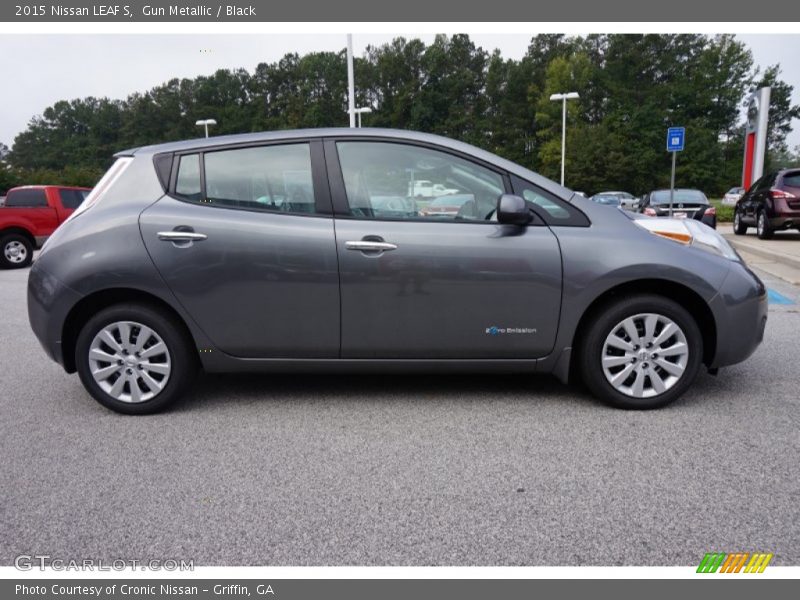 Gun Metallic / Black 2015 Nissan LEAF S