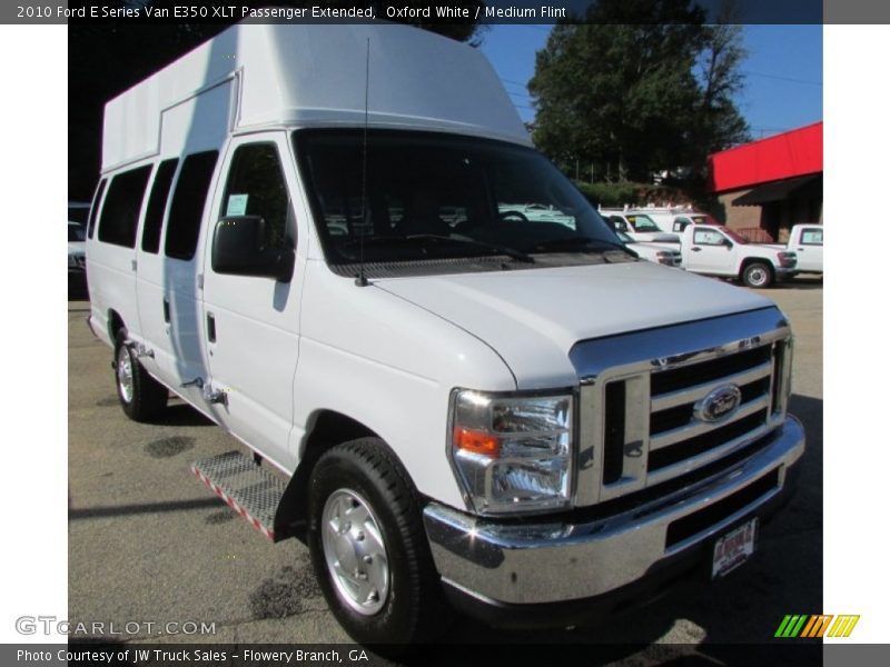 Oxford White / Medium Flint 2010 Ford E Series Van E350 XLT Passenger Extended