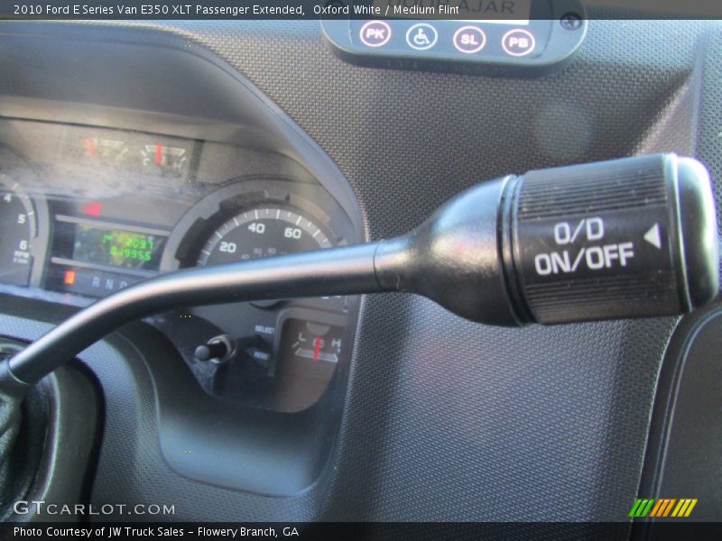 Oxford White / Medium Flint 2010 Ford E Series Van E350 XLT Passenger Extended