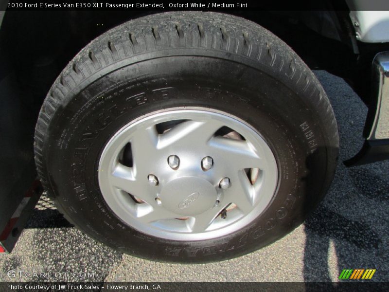 Oxford White / Medium Flint 2010 Ford E Series Van E350 XLT Passenger Extended