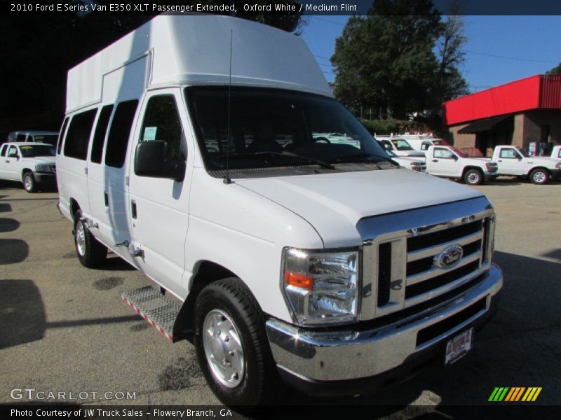 Oxford White / Medium Flint 2010 Ford E Series Van E350 XLT Passenger Extended