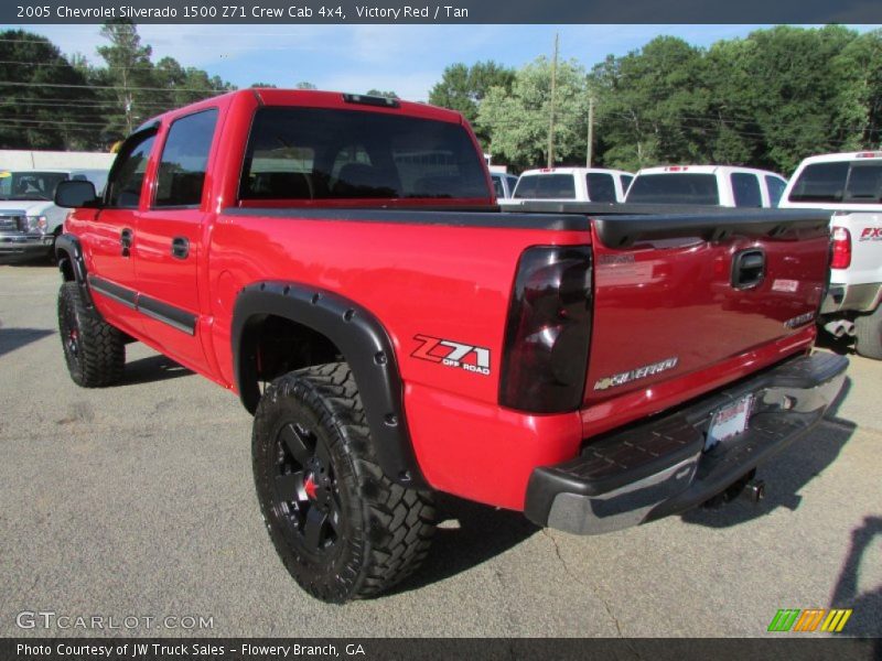 Victory Red / Tan 2005 Chevrolet Silverado 1500 Z71 Crew Cab 4x4