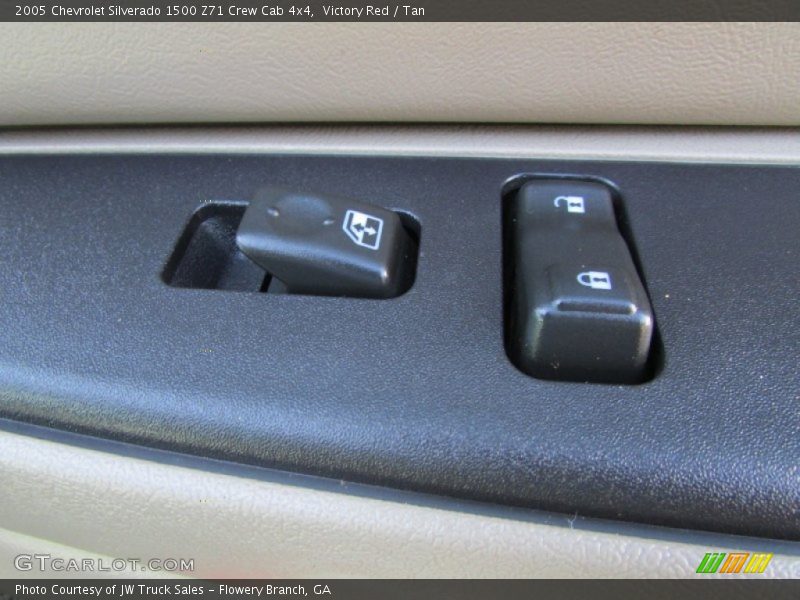 Victory Red / Tan 2005 Chevrolet Silverado 1500 Z71 Crew Cab 4x4