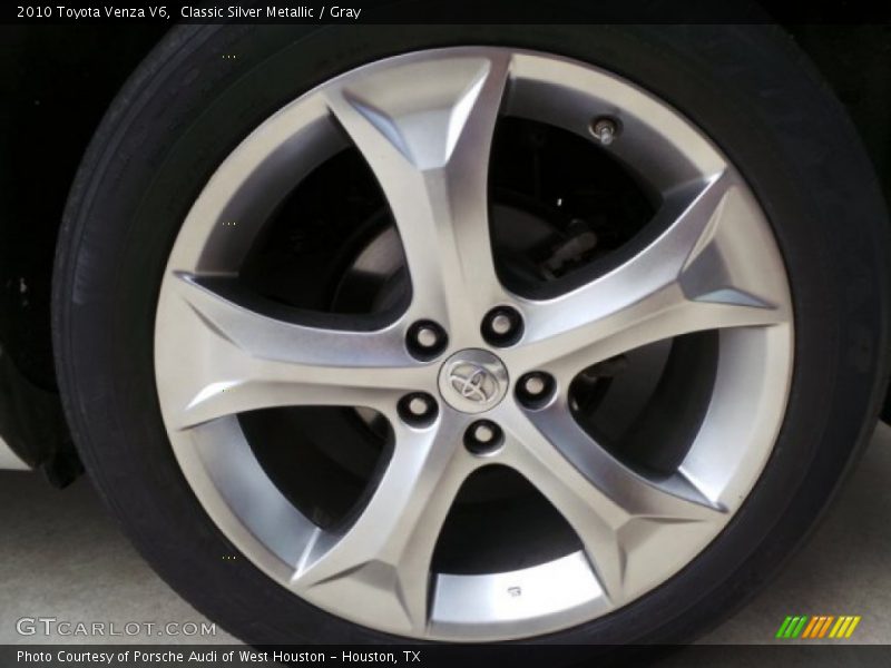 Classic Silver Metallic / Gray 2010 Toyota Venza V6