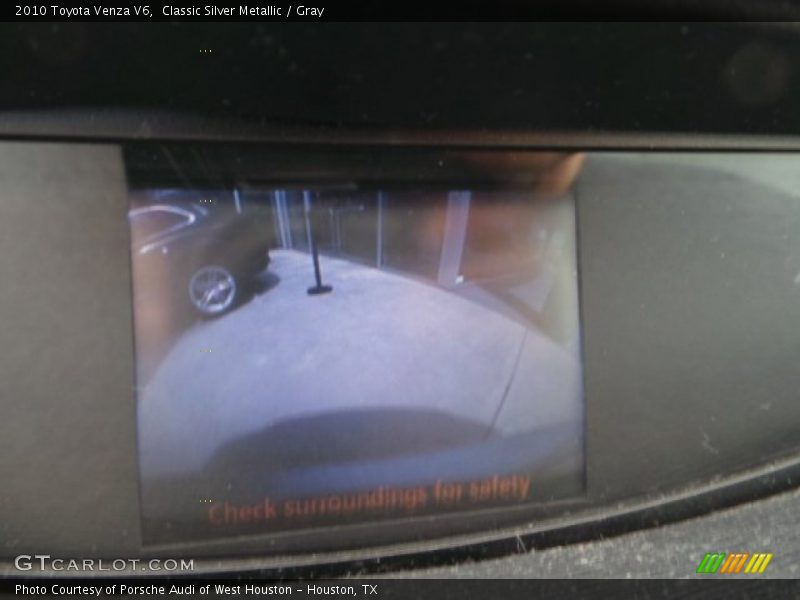 Classic Silver Metallic / Gray 2010 Toyota Venza V6