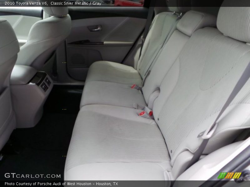 Classic Silver Metallic / Gray 2010 Toyota Venza V6