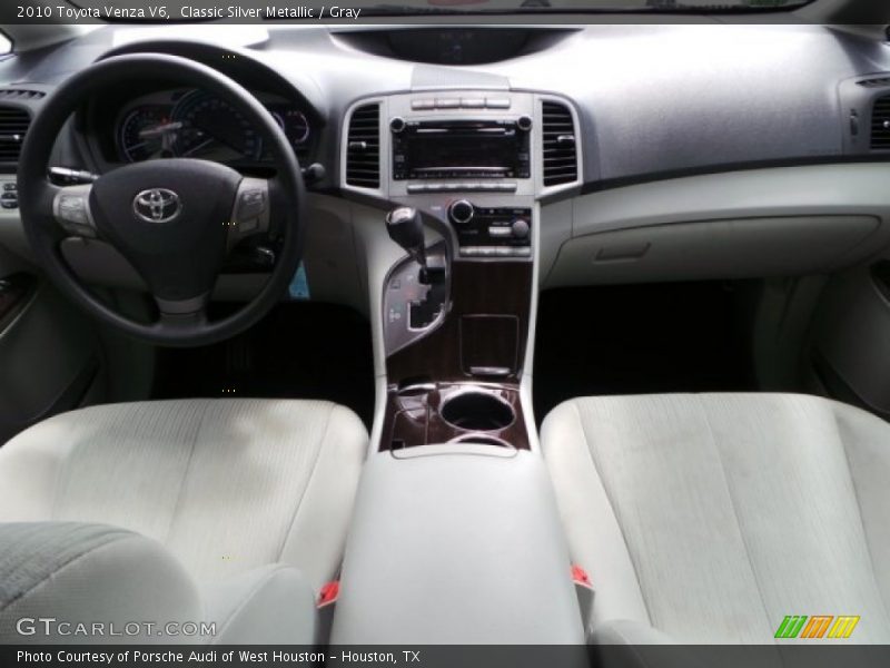 Classic Silver Metallic / Gray 2010 Toyota Venza V6