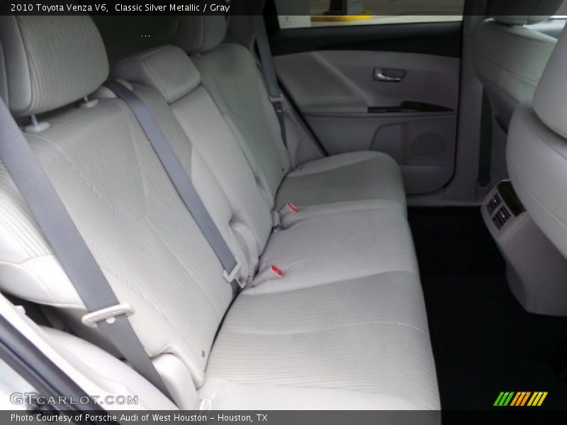 Classic Silver Metallic / Gray 2010 Toyota Venza V6