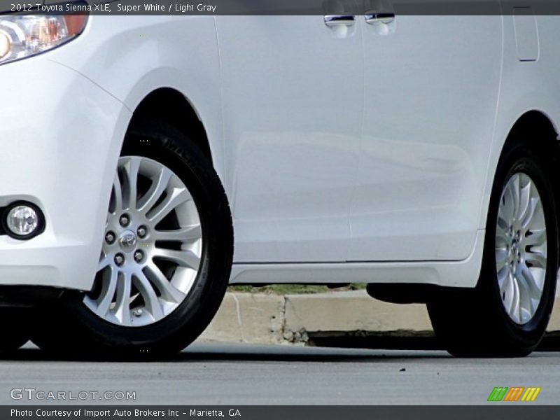 Super White / Light Gray 2012 Toyota Sienna XLE