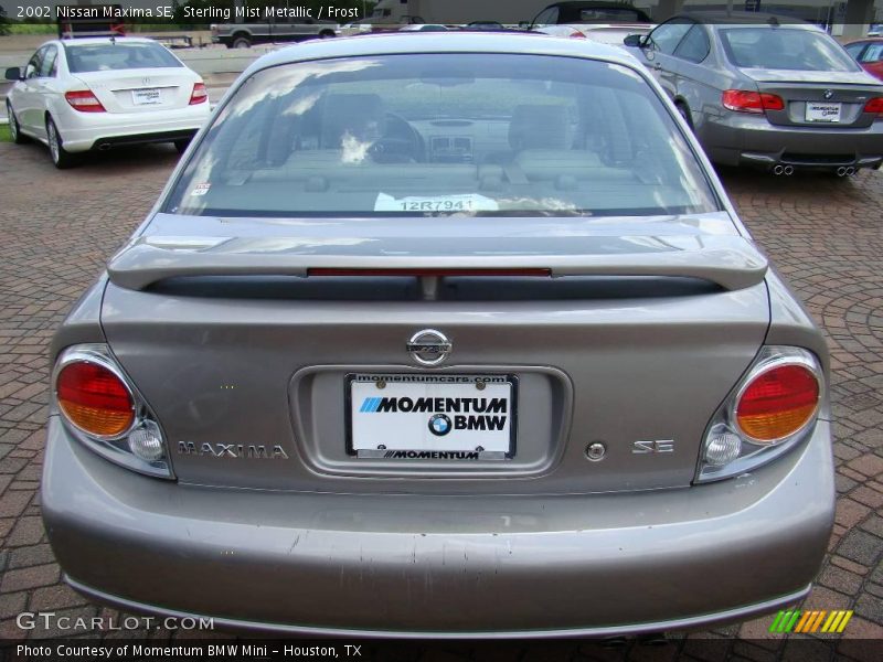 Sterling Mist Metallic / Frost 2002 Nissan Maxima SE