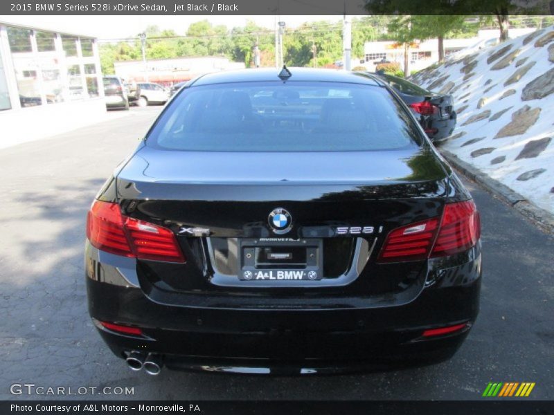 Jet Black / Black 2015 BMW 5 Series 528i xDrive Sedan