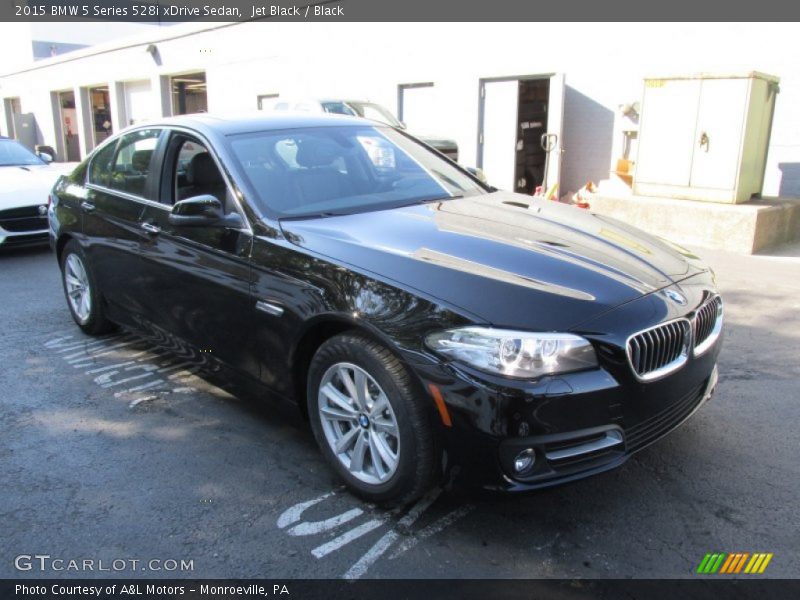 Jet Black / Black 2015 BMW 5 Series 528i xDrive Sedan