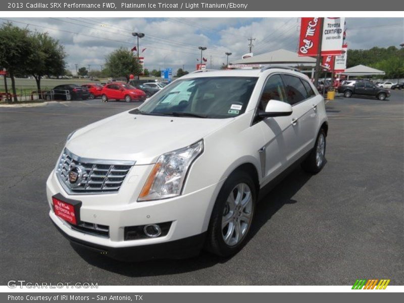 Platinum Ice Tricoat / Light Titanium/Ebony 2013 Cadillac SRX Performance FWD